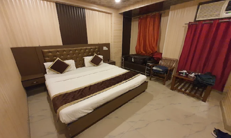1 x Executive Room 